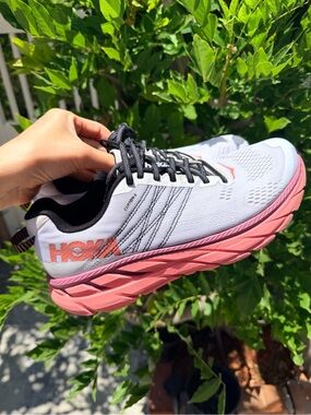Hokka Clifton 6 size W9.5